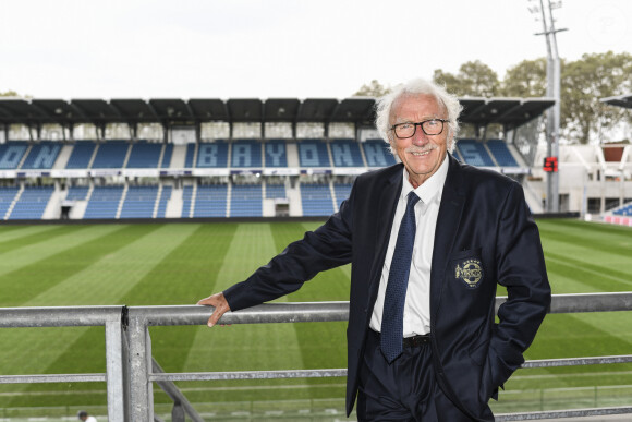 Un message qui a suscité de nombreuses réactions, dont celle de Jacques Vendroux
 
Exclusif - Jacques Vendroux - Backstage du match de football caritatif du Variétés Club de France contre les légendes des Avirons Bayonnais au profit des associations "Pièces Jaunes" et "Centre Hospitalier de la Côte Basque - Service Pédiatrie" à Bayonne le 19 octobre 2022. 12.000 € ont été récoltés après la victoire du Variétés 2-1 contre les légendes des Avirons Bayonnais. © Pierre Perusseau/Bestimage