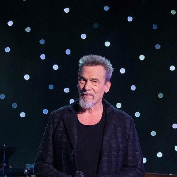 Exclusif - Prix Spécial - Florent Pagny lors de l'enregistrement de l'émission "Symphonie pour la vie, Spéciale Pièces Jaunes" aux Folies Grüss à Paris, diffusée le 4 février sur France 3. Le 12 janvier 2022 © Cyril Moreau / Bestimage