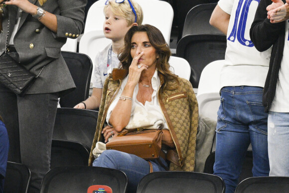 Claude Deschamps - femme de Didier Deschamps entraineur / Selectionneur France - People et joueurs en famille dans les tribunes lors du match de demi-finale "France - Maroc" lors de la Coupe du Monde 2022 au Qatar (FIFA World Cup Qatar 2022). © JB Autissier / Panoramic / Bestimage