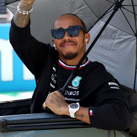 Sir Lewis Hamilton - Conférence de presse des pilotes sur le podium du Grand Prix de Formule 1 de Grande-Bretagne le 9 juillet 2023. © Motorsport Images / Panoramic / Bestimage