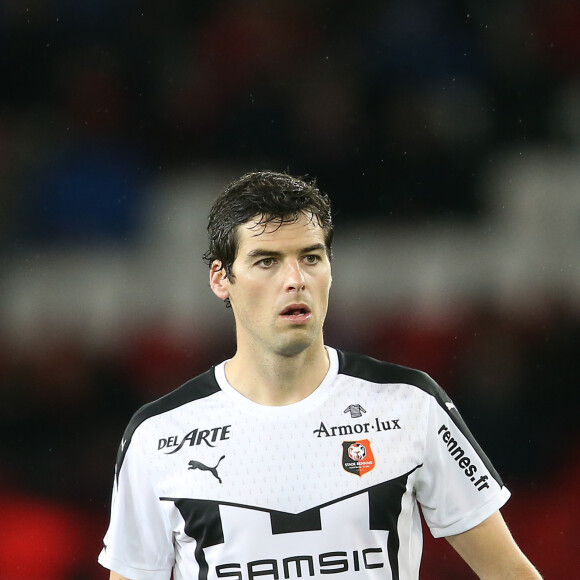 Yoann Gourcuff - People au match de football "PSG - Rennes" au Parc des Princes à Paris. Le 29 avril 2016 © Cyril Moreau / Bestimage 