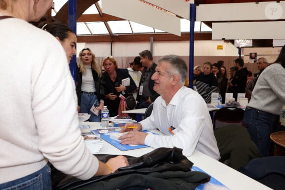 Jean Lassalle lors de la 40ème Foire du Livre de Brive 2022 à la Halle George Brassens à Brive-la-Gaillarde le 6 novembre 2022. © Jean-Marc Lhomer / Bestimage 