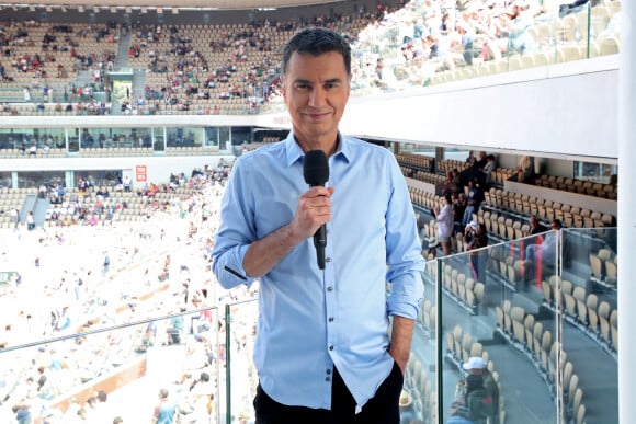 Exclusif - Laurent Luyat - Plateau de France Télévision lors des Internationaux de France de Tennis de Roland Garros 2023 - Jour 2 à Paris le 29 Mai 2023. © Bertrand Rindoff / Bestimage