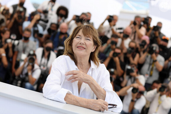 Rétro - La chanteuse et actrice Jane Birkin s'est éteinte à l'âge de 76 ans - Jane Birkin (habillée en Celine) au photocall du film Jane par Charlotte (Cannes première) lors du 74ème festival international du film de Cannes le 8 juillet 2021 © Borde / Jacovides / Moreau / Bestimage 