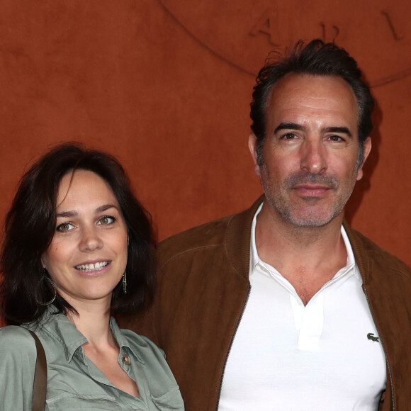 Jean Dujardin et sa femme Nathalie Péchalat - People au village pour la finale hommes lors des internationaux de France de tennis de Roland Garros 2019 à Paris le 9 juin 2019. © Jacovides - Moreau / Bestimage