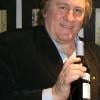 Gérard Depardieu dans son restaurant de La Fontaine Gaillon pour la promotion de deux de ses vins