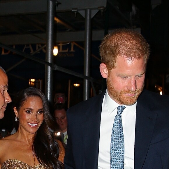 Le prince Harry, duc de Sussex et Meghan Markle, duchesse de Sussex, et sa mère Doria Ragland, à la sortie de la cérémonie des "Women of Vision Awards" au Ziegfeld Theatre à New York, le 16 mai 2023. 