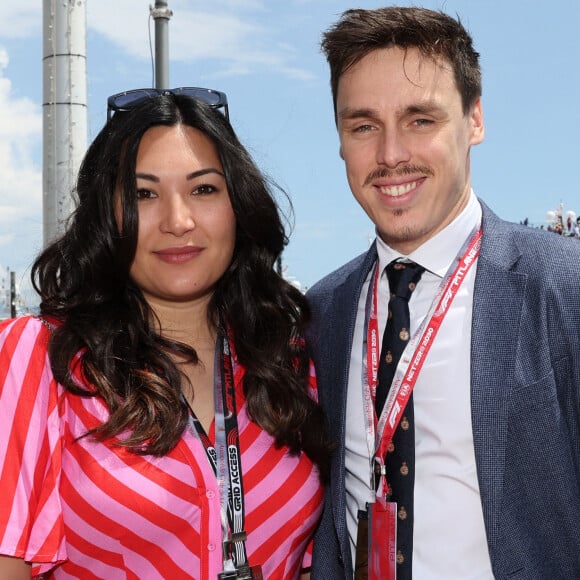 Tant d'amour, ça se fête !
Louis Ducruet et sa femme Marie - La famille princière de Monaco lors du 80ème Grand Prix de Monaco de Formule 1 à Monaco. © Claudia Albuquerque/Bestimage