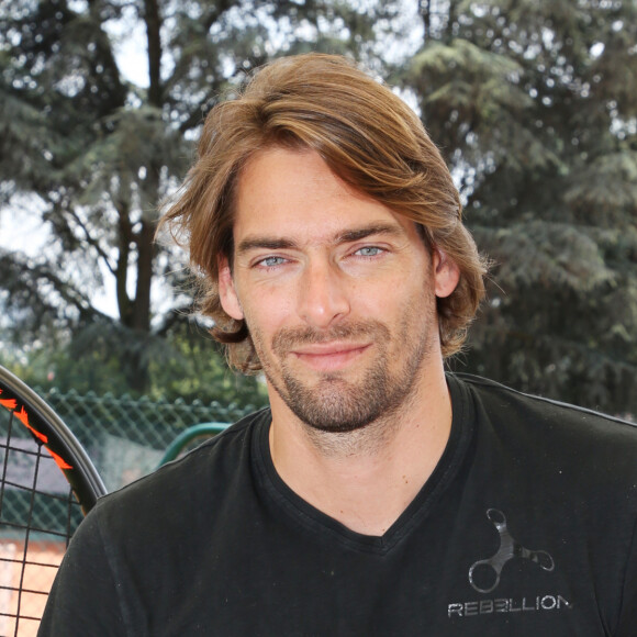 Exclusif - Camille Lacourt - 26ème édition du Trophée des personnalités en marge des Internationaux de Tennis de Roland Garros à Paris. Le 8 juin 2018. La 26ème édition du trophée des personnalités rassemblera de nombreuses célébrités qui viendront partager un moment convivial et solidaire autour de leur passion pour le tennis. Cette année, le trophée innove en invitant les personnalités à venir mesurer leur vitesse de balle pour la bonne cause. Pour la première fois, grâce au soutien de Engie et Babolat, chaque kilomètre heure sera converti en euro. 1 km/h = 1 euro. Le montant additionné sera remis par les vainqueurs aux associations "Premier de Cordée" et "Sourire à la vie". De plus, Engie remettra chaque jour un chèque à une association qui oeuvre pour l'accès au sport : "Princesse Margot" parrainée par K.Adams, "Innocence en danger" représentée par N.Baye, "Autour des williams" soutenue par O.Meunier et "Autiste sans frontières" avec L.Delahousse. © Denis Guignebourg / Bestimage