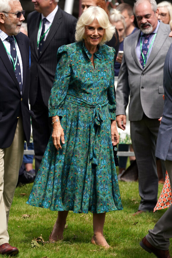 Le roi Charles III d'Angleterre et Camilla Parker Bowles, reine consort d'Angleterre arrivent au Theatr Brycheiniog à Brecon, Royaume Uni, le 20 juillet 2023. 