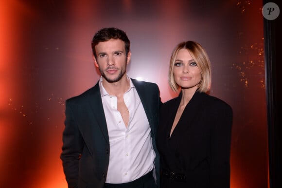 Exclusif - Hugo Philip et sa compagne Caroline Receveur - Soirée de lancement du nouveau parfum Boss "The scent absolute" à l'hôtel Mandarin Oriental à Paris le 13 novembre 2019. © Rachid Bellak/Bestimage