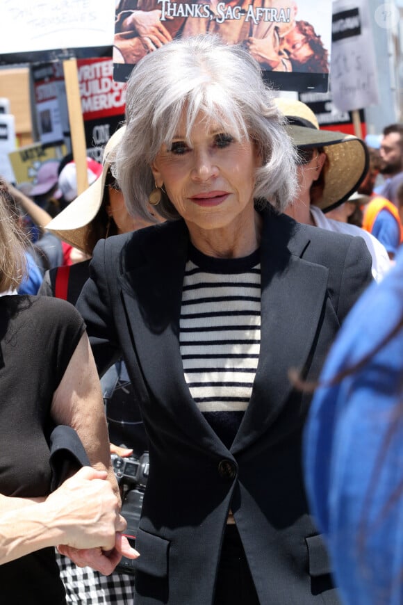 L'actrice était venue pour soutenir le mouvement de grève initié par les scénaristes américains
Jane Fonda le 29 juin 2023.