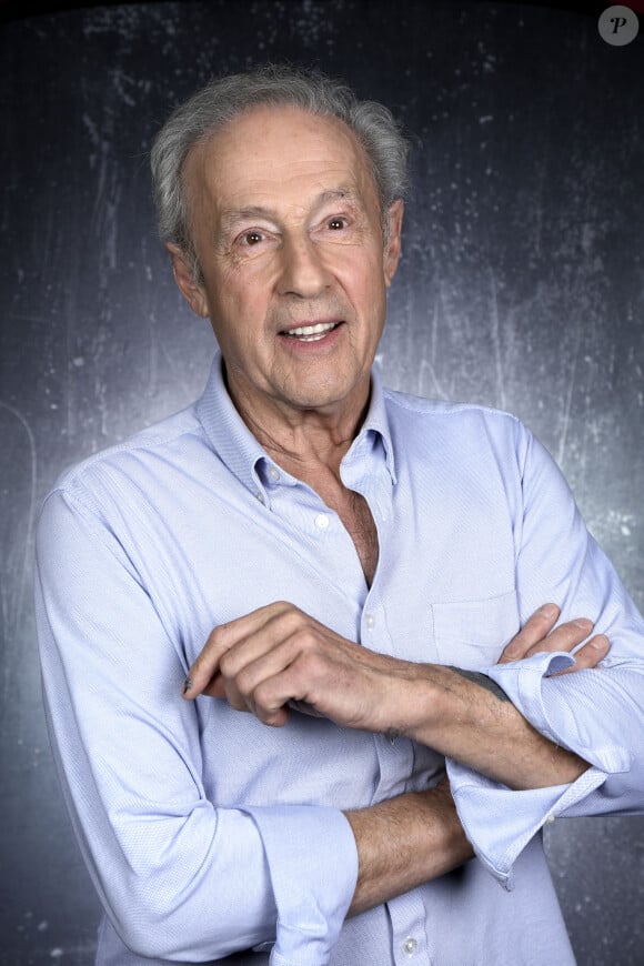 Portrait de Gérard Klein lors de l'enregistrement de l'émission "Chez Jordan". Le 19 avril 2023 © Cédric Perrin / Bestimage