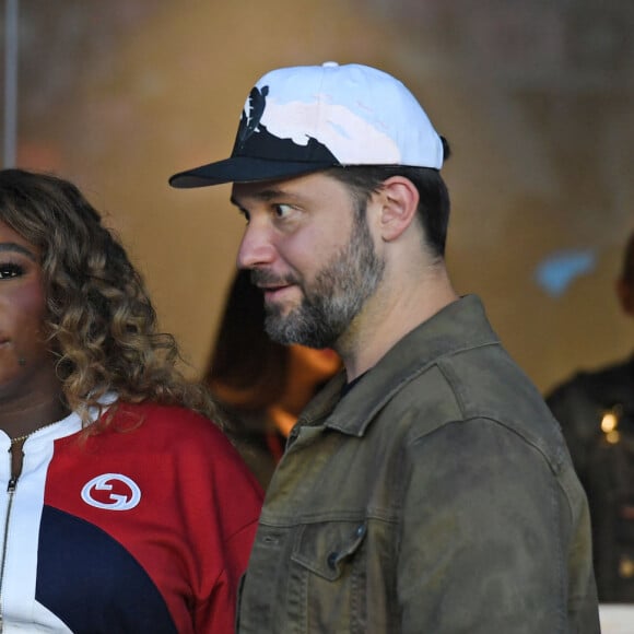 Après la naissance d'Olympia en 2017, Serena Williams s'apprête à avoir un deuxième enfant
 
Serena Williams et son mari Alexis Ohanian le 21 juillet 2023 à Fort Lauderdale en Floride.