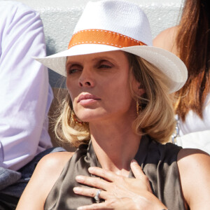 Sylvie Tellier s'est saisie dès le petit matin de son compte Instagram pour partager un drame survenu deux jours plus tôt qui l'a grandement secouée.
Sylvie Tellier en tribunes lors des Internationaux de France de tennis de Roland Garros 2023 à Paris, France. © Cyril Moreau/Bestimage