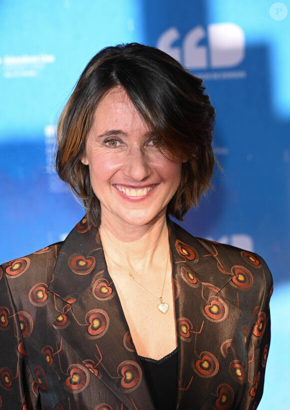 "Ça me touche vachement", lâche la désormais présidente de la société Miss France.
Alexia Laroche-Joubert au photocall du jury de la première édition du film de demain (FFD) au Ciné Lumière de Vierzon le 2 juin 2022. © Coadic Guirec / Bestimage