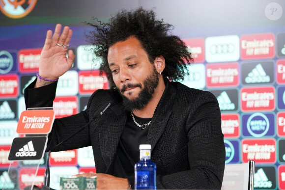 Marcelo Vieira lors d'une conférence de presse d'adieu en tant que joueur du Real Madrid CF au stade Santiago Bernabeu à Madrid, Espagne, le 13 juin 2022.