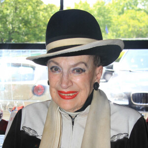 Exclusif - Geneviève de Fontenay - Déjeuner à la brasserie Les Fontaines à Paris. © Baldini / Bestimage