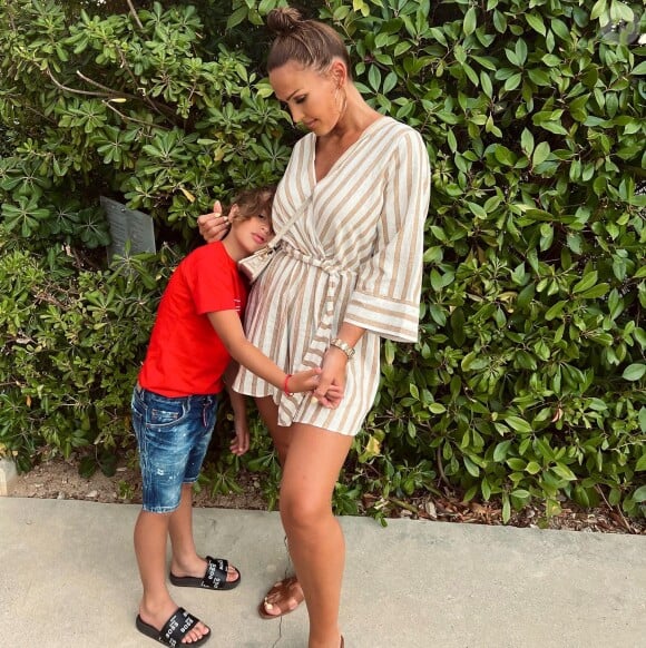 La chanteuse est l'heureuse maman de trois enfants.
Vitaa avec l'un de ses deux fils. Instagram.