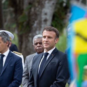 Emmanuel Macron, président de la République Française, assiste à une cérémonie honorifique à Touho, dans le cadre de son voyage officiel en Nouvelle-Calédonie. Touho, le 25 juillet 2023. © Raphael Lafargue/Pool/Bestimage 