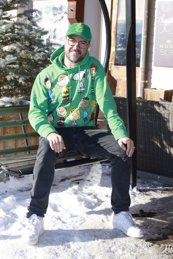 Sur Instagram, Jarry a filmé sa réaction aux côtés d'un grand animateur de TF1...
Jarry habillé en Lacoste 26ème festival international du film de comédie de l'Alpe d'Huez en Isère, samedi 21 janvier 2023.