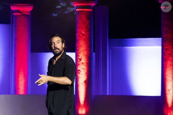 L'occasion pour lui découvrir le spectacle de Maxime Gasteuil, célèbre humoriste plébiscité dans les médias et sur la Toile.
Exclusif - Maxime Gasteuil - Maxime Gasteuil présente son spectacle au festival de Ramatuelle le 8 août 2023. © Cyril Bruneau / Bestimage