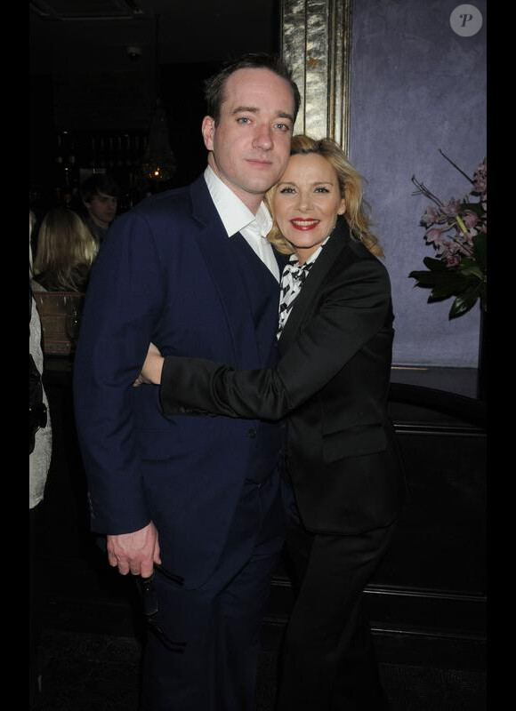 Matthew MacFadyen et Kim Cattrall lors de la soirée donnée pour la première londonienne de Private Lives