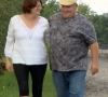 Un agriculteur a notamment trouvé la perle rare lors de sa participation, avec laquelle il s'épanouit toujours autant aujourd'hui.
Gérard et Anne-Marie ("L'Amour est dans le pré") se sont mariés, des images dévoilées. M6