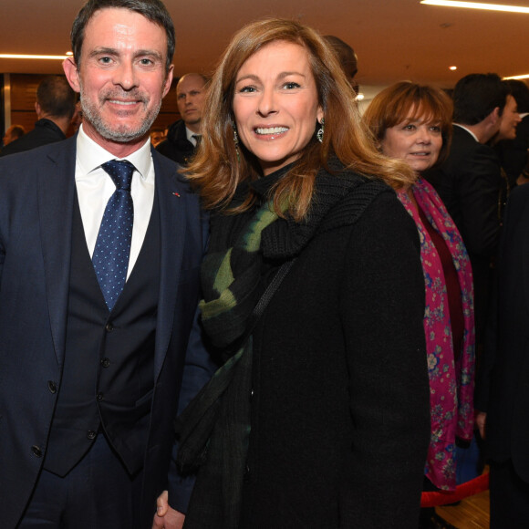 Manuel Valls et sa femme Anne Gravoin - 33ème dîner du Crif (Conseil Representatif des Institutions juives de France) au Carrousel du Louvre à Paris, France, le 7 mars 2018. © Erez Lichtfeld / Bestimage 