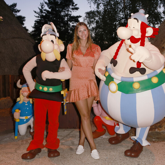 Exclusif - Camille Cerf (Miss France 2015) lors de l'opération "L'été gaulois fait son grand retour au Parc Astérix" à Plailly le 8 juillet 2022. © Christophe Aubert via Bestimage 