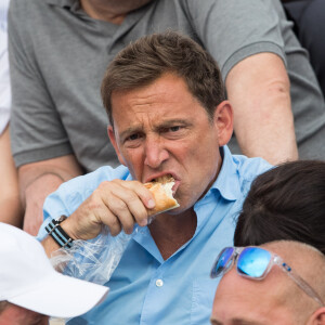 Daniel Riolo dans les tribunes lors des internationaux de tennis de Roland Garros à Paris, France, le 4 juin 2019. © Jacovides-Moreau/Bestimage