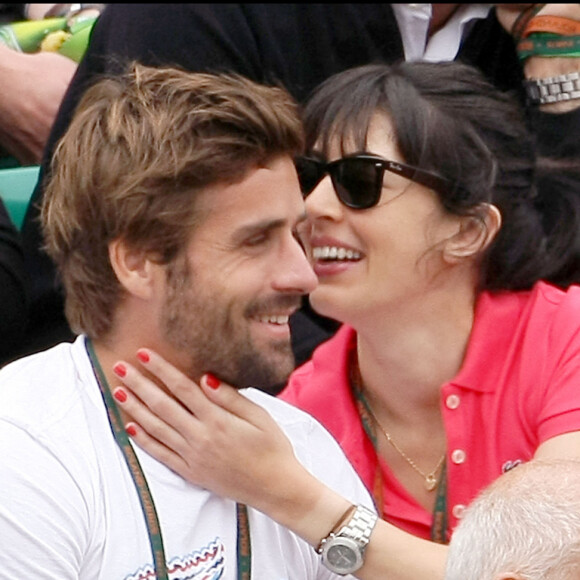 Elle s'est mise en couple avec un sportif... à ses risques et périls !
Nolwenn Leroy et son compagnon Arnaud Clément à Roland-Garros.