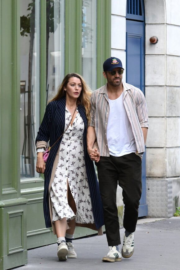 Exclusif - Ryan Reynolds et sa femme Blake Lively profitent de leur vacances à Paris pour aller déjeuner au restaurant étoilé du chef J.F. Piège "La Poule au Pot", à Paris, le 29 juillet 2023.