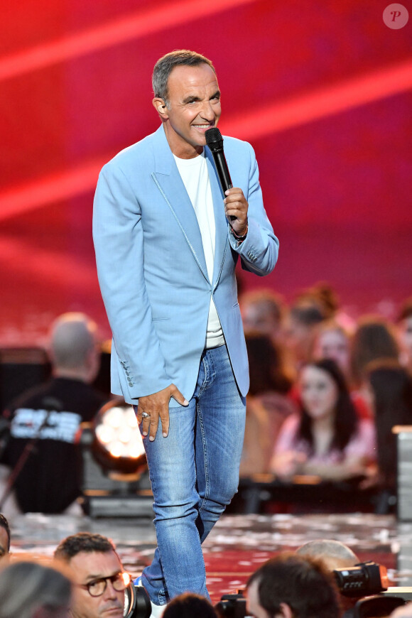 Exclusif - Nikos Aliagas - Enregistrement de l'émission "La chanson de l'année" dans les Arènes de Nîmes, présentée par N.Aliagas et diffusée le 17 juin sur TF1 © Bruno Bebert-Christophe Clovis / Bestimage