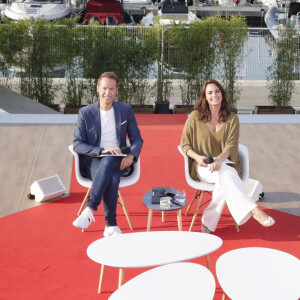 Exclusif - Damien Thévenot, Julia Vignali, Charlotte Lipinska sur le plateau de l"émission Télématin lors du 76ème Festival International du Film de Cannes, France, le 24 mai 2023. © Jack Tribeca/Bestimage