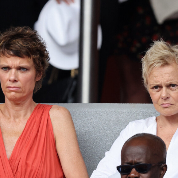 Anne Le Nen et sa femme Muriel Robin en tribune (jour 14) lors des Internationaux de France de Tennis de Roland Garros 2022 à Paris, France, le 4 juin 2022. © Dominique Jacovides/Bestimage 
