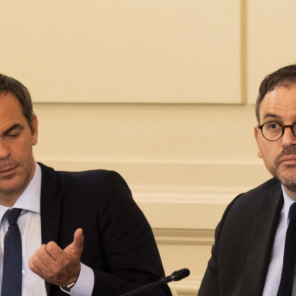 Olivier Véran, Aurélien Rousseau - Premier conseil des ministres du vendredi 21 juillet 2023 au Palais de l'Elysée à Paris, à l'issue du remaniement ministériel © Jean-Baptiste Autissier / Bestimage
