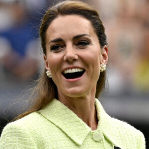 Kate n'a pas eu à ajuster la bague
Catherine (Kate) Middleton, princesse de Galles, lors de la finale femme du tournoi de Wimbledon 2023 à Londres, le 15 juillet 2023. 
