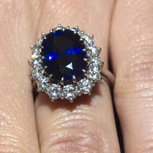 L'ancienne bague de Lady Di
Bague de fiançailles de Kate Middelton, ancienne bague de Lady Diana