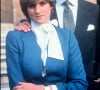 Elle l'avait porté avec un costume bleu roi le jour de ses fiançailles
Info - Le 31 août 2022, ce sera le 25 ème anniversaire de la mort de Diana, princesse de Galles