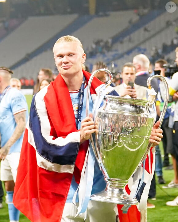 Erling Haaland a pris le réflexe de se scotcher la bouche avant de dormir

Erling Haaland : finale de la ligue des champions (Champions league) Manchester City remporte la coupe en battant 1 à 0 l'Inter Milan à Istanbul le 10 juin 2023. © SPP/ Panoramic / Bestimage