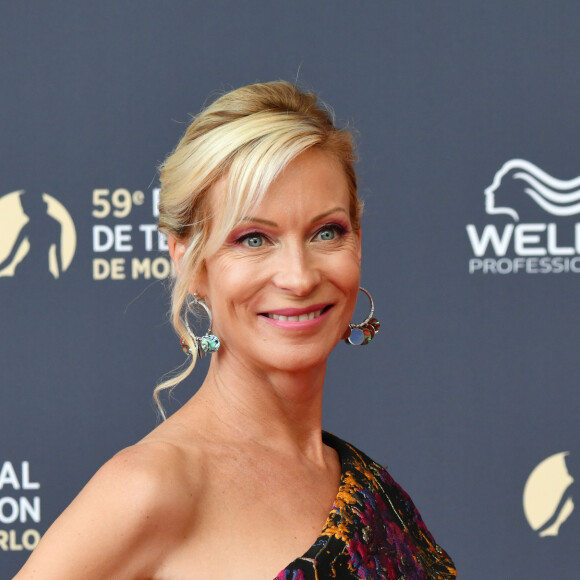 Dans le numéro du magazine Public du 1er septembre, l'actrice de Plus belle la vie se confie sur le père d'Eléa.
Rebecca Hampton durant la soirée d'ouverture du 59ème Festival de Télévision de Monte Carlo à Monaco, le 14 juin 2919.