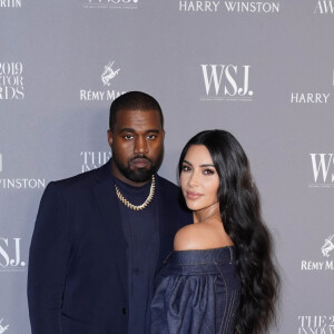 Kim Kardashian, l'ex-épouse de Kanye et mère de ses quatres enfants, s'est dite inquiète et embarassée par les récentes sorties du rappeur. 
Kanye West et sa femme Kim Kardashian - Les célébrités lors de la soirée WSJ Innovators Awards au musée d'Art Moderne à New York, le 6 novembre 2019.