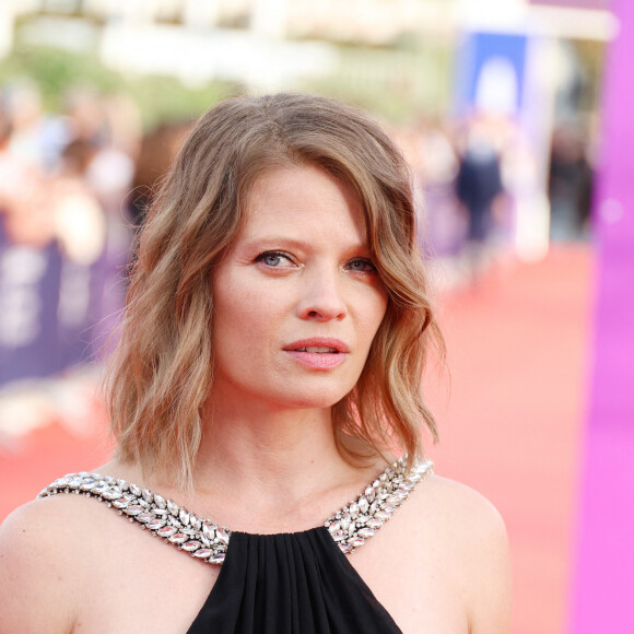 Mélanie Thierry - Les célébrités arrivent à la cérémonie d'ouverture du 49ème Festival du Cinema Americain de Deauville, France, le 1er septembre 2023. © Denis Guignebourg/Bestimage 