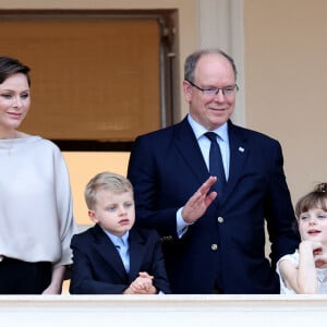 Le prince Albert II de Monaco, la princesse Charlene et leurs enfants, le prince héréditaire Jacques et la princesse Gabriella durant la célébration de la traditionnelle fête de la Saint Jean à Monaco le 23 juin 2023. © Claudia Albuquerque / Bestimage 