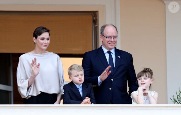 Le prince Albert II de Monaco, la princesse Charlene et leurs enfants, le prince héréditaire Jacques et la princesse Gabriella durant la célébration de la traditionnelle fête de la Saint Jean à Monaco le 23 juin 2023. © Claudia Albuquerque / Bestimage 