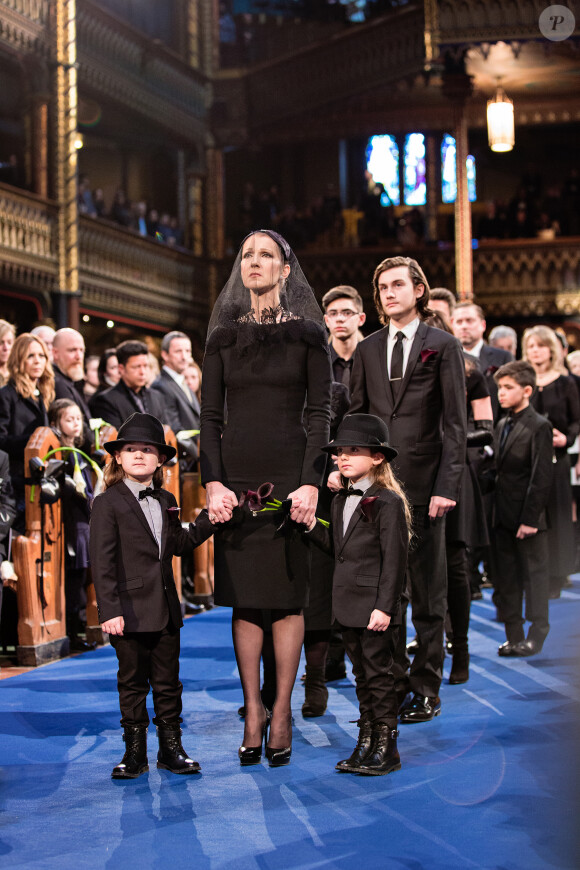 Céline Dion, ses enfants René-Charles Angélil, les jumeaux Nelson Angélil et Eddy Angélil - Intérieur des obsèques nationales de René Angélil en la Basilique Notre-Dame de Montréal, le 22 janvier 2016.