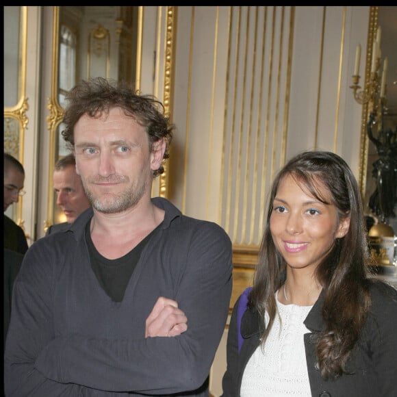 Jean-Paul Rouve et sa compagne Bénédicte Martin - Cérémonie de Remise des insignes de chevalier de l'ordre des arts et des lettres à Bertrand Burgalat.