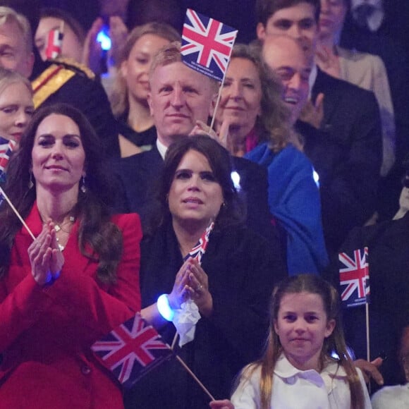 Catherine (Kate) Middleton, princesse de Galles et la princesse Charlotte de Galles au concert du couronnement du roi et de la reine dans l'enceinte du château de Windsor, Royaume Uni, le 7 mai 2023. 