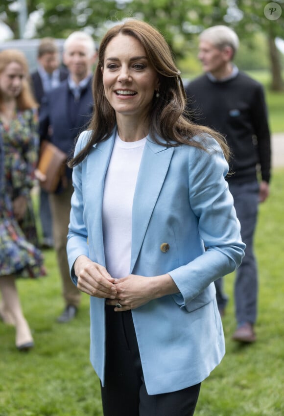 Catherine (Kate) Middleton, princesse de Galles, à la rencontre du public du concert du couronnement près du château de Windsor, le 7 mai 2023.